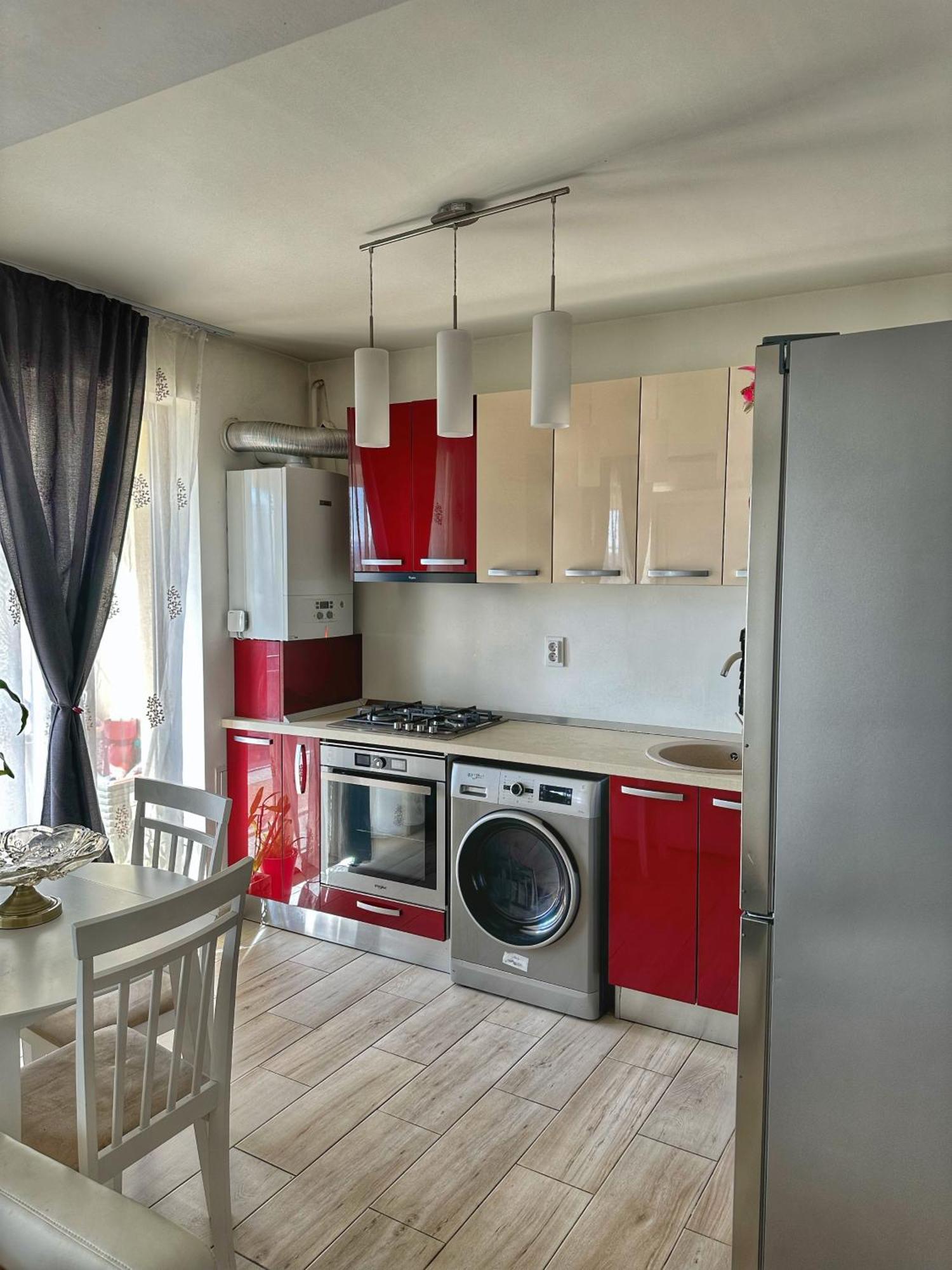Fancy Apartament Promenada Balcon Panoramic, Parcare, Incalzire Pardoseala, Self Check In 크라이오바 외부 사진