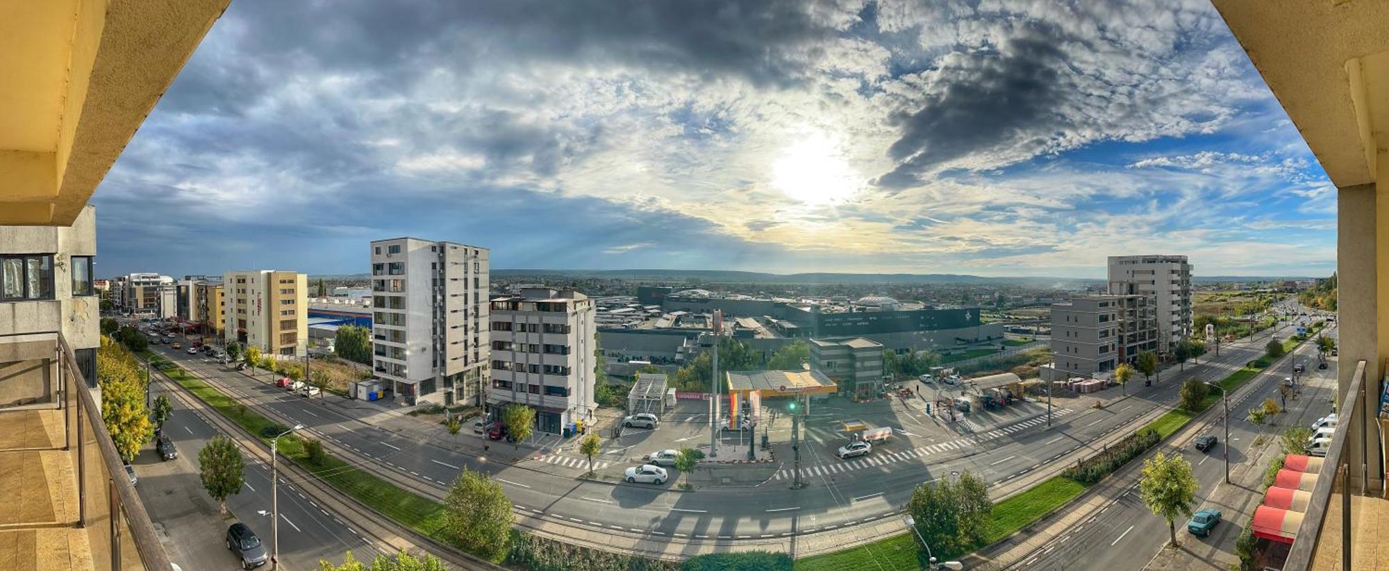 Fancy Apartament Promenada Balcon Panoramic, Parcare, Incalzire Pardoseala, Self Check In 크라이오바 외부 사진